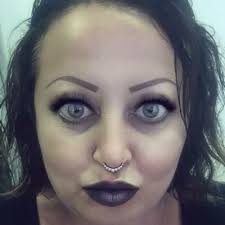 Cilla R (@cillaraphael)