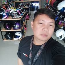 Matagal na kong nagdududa kung may relasyon 'tong dalawang 'to eh 🤔 Di  lang ako tumitingin sa inyo pero ramdam ko ang init nyo sa isa't isa.