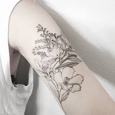 Pin Von Eliane Soldi Auf Tatoos Blumen Tattoo Arm Beeindruckende Tattoos Tatowiertinte