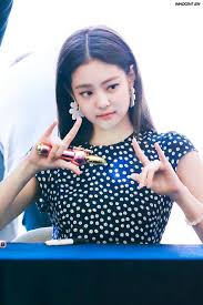 Pin By Chlrli On Favorite Idol Jennie Kim Blackpink Blackpink Jennie Kim Jennie