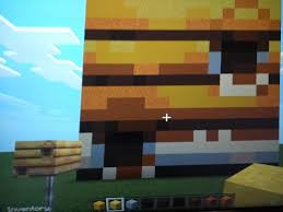 Since its release in 2011, minecraft has had more than 112 million players worldwide. To Celebrate The 1 15 Update I Made The Front Side Of The Bee Nest In Large Minecraft
