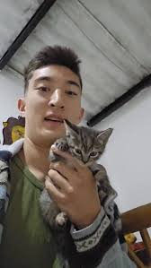 I remember showing up to my NROTC Marine Corps unit with long hair and  hippie clothes. Here's a short lil progression from my end state during  training backwards to what I first