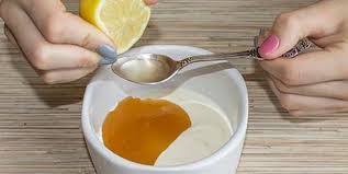 Kini sudah banyak tips menurunkan berat badan di internet maupun majalah. 4 Khasiat Olahan Masker Madu Untuk Wajah Cantik Alami Kompasiana Com