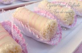 Asalam Alaykom De Delicieux Cigares En Pate Fondante Et Croquante A La Fois Fourres D Une Creme A La Noix De Coco Facon Raffaello Desserts Sweet Recipes Food
