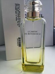 Promenades olfactives à travers les différents thèmes de la maison, les jardins témoignent de rencontres authentiques entre l'esprit hermès, l'âme d'un lieu et le créateur. Hermes Le Jardin De Monsieur Li Tualetnaya Voda Edt 100 Ml Cena 1500 Grn V Kataloge Parfyumirovannaya Voda Kupit Tovary Dlya Krasoty I Zdorovya Po Dostupnoj Cene Na Shafe Ukraina 31729809