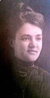 Susana Fulton Deffenbaugh devoted to her mother