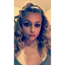 Kyra Jacobsen's Instagram, Twitter & Facebook