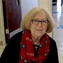 Edith Dudley's Instagram, Twitter & Facebook