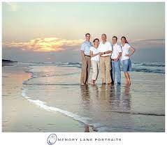 Family Beach Portraits In Hilton Head Island By Memory Lane Portraits Family Beach Portraits Beach Portraits Sunrise Portraits
