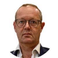 Fred Slack's Instagram, Twitter & Facebook