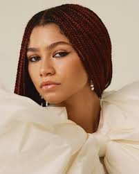 zendaya attended the brothers trust gala along with her fiancée tom holland  in london last night♥️