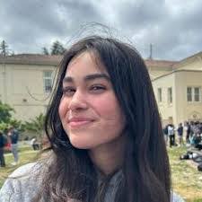 Sophia Doss's Instagram, Twitter & Facebook