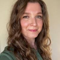 Lisa Crocker's Instagram, Twitter & Facebook