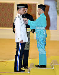 Pengiring polis tentera istiadat nayla amarra mohd ashraf. Siapa Dsp Hisham Mahmood Siapa Panglima Siapa Yang Gagah Dan Siapa Yang Berani Syahril A Kadir