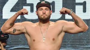 Tyson fury's win comes after several years of battling with mental health issues, weighing 400 tyson fury enters the mgm grand garden arena in las vegas for his rematch with deontay wilder. Spektakel Fur Boxer Tom Schwarz Gegen Tyson Fury In Las Vegas