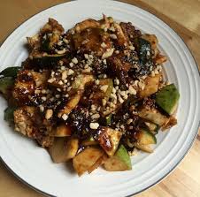 Rojak yang dilengkapi dengan keropok sotong dan buah. Hidup Berdikari Resepi Rojak Buah Kuah Petis