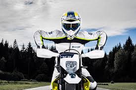 Supermoto 1080p 2k 4k 5k Hd Wallpapers Free Download Wallpaper Flare Voici les premiers plans d'essais réalisés par film factory & vie de motard dans l'atelier de bertrand qui nous ouvre ses portes. supermoto 1080p 2k 4k 5k hd