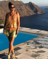 صور غادة عبد الرازق على شاطئ اليونان fashion women boho shorts