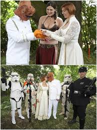 Pastel evento boda star wars elaborado por muaka company guatemala pasteles artísticos 100% personalizados síguenos en facebook. Bodas Frikis Star Trek O Star Wars Photocallblog Star Wars Wedding Wedding Star Wedding Videos