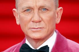 Unveiling the Net Worth of Thomas Craig: From Hollywood Star to Home Decor  Success