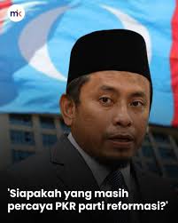 PAS menggesa rakyat diberi ruang untuk bersuara di tempat yang dirasakan  wajar dan bukannya "dihalang" daripada berhimpun secara aman. Ketua  Penerangan PAS, Ahmad Fadhli Shaari, juga berpendapat kerajaan kini takut  kepada suara