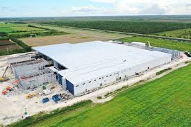 For decades, wild salmon have been struggling with what ocean aquaculture leaves behind. Atlantic Sapphire Salmon Farm By Lemartec In Homestead Fl Proview