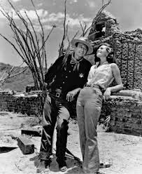 Angie Dickinson Only Worked with John Wayne Once—But Never Forgot Him In  Rio Bravo (1959), Angie Dickinson was just 27. John Wayne was 51—already a  towering legend. Angie was nervous. This was