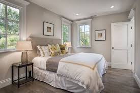 7 Decorating Ideas How To Make A Low Ceiling Feel Higher Bedroom Wall Colors Bedroom Color Schemes Traditional Bedroom