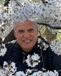 Soak it up. Love spring time just to see all the beautiful flowers 💐