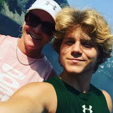 Lisa Abraham, Adrian Abraham