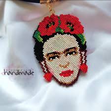 🌼Aretes miyuki Flor con motita 🌼Hecho a mano 🌼Excelente calidad 🌼Se  puede personalizar en color o accesorio favorito 🌼Mayoreo y menudeo sobre  pedido #hechoamano #aretesdemoda #aretesartesanales #aretesmiyuki  #moreliamichoacan #miyuki ...