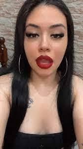 Eileen Corral's Instagram, Twitter & Facebook