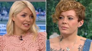 Mum conned by vile 'pal' as daughter died from cancer