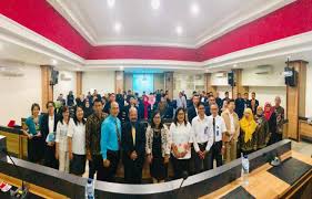 Industry 4.0, sangat di pengaruhi oleh perkembangan tekhnologi komputer seperti perangkat lunak arah pendidikan kedepan sebenarnya lebih fokus pada pendidikan karakter. Kunjungan Kerjasama Dan Sarasehan Nasional Eksistensi Revolusi Industri 4 0 Dalam Pendidikan Hukum Menggunakan Pendekatan Local Wisdom