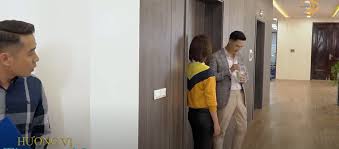 Nam thất thần sau chuyến đi với long, nghi vấn mới yêu đã toang tập 62 của hương vị tình thân tiếp tục hé lộ những khoảnh khắc tình cảm của long (mạnh trường) và nam (phương oanh). Dfdhouux78bmim