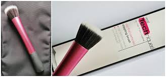 real techniques makeup brushes reviews
