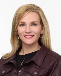 Lindsay Bernard's Instagram, Twitter & Facebook