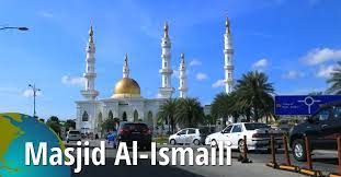 Dekat dengan jalan utama ke kota bharu. Masjid Al Ismaili