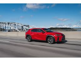 レクサス・ux, rekusasu ux) is a subcompact luxury crossover suv from lexus, a luxury division of toyota. 2019 Lexus Ux Hybrid Prices Reviews Pictures U S News World Report