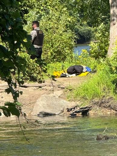 Mother and daughter disappear after trying to cross river only her leg was  found... See more