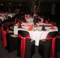 Red And Black Wedding Theme Wedding Guides Black Wedding Themes Black Wedding Wedding Reception Decorations