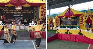 Hari anugerah cemerlang smk bahau 2 tahun 2015 tarikh : Balairong Seri Istana Melayu Satu Keunikan Anugerah Kecemerlangan Smk Tatau Cikgu Emmet Menulis