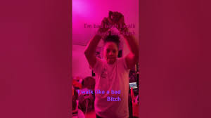 Walking like the bad bitch I am🌙 🍭🍧🍧🔥🔥🔥✨⚡️