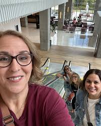 Confident Beauty & Cooking for Busy Women