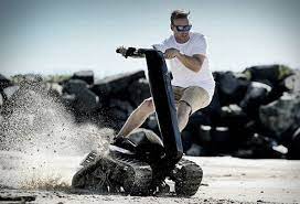 地震 災害時にも使える キャタピラ付きの全地形 全天候ビークル dtv シュレッダー 日本発売 えん乗り エクストリームスポーツ ビークル 地形