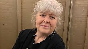 Catherine Nettles's Instagram, Twitter & Facebook