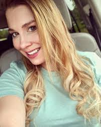 Catherine Dunning's Instagram, Twitter & Facebook