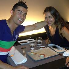 В 2007 она стала лицом бренда intimissimi, и представляла его до 2009 года. Krishtanu Ronaldu O Romane S Irinoj Shejk Nikto I Nichto Nam Ne Pomeshaet Spletnik