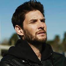 Ben barnes as benjamin greene in gold digger, episode 6 her love. Ben Barnes Benbarnes Twitter