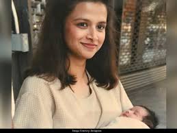 Although her parents were celebrities, she did not want trishala thus became an entrepreneur, establishing her company, dream tresses, which sells hair extensions. Trishala Dutt Remembers Mother Richa Sharma With An Unseen Picture From 1988 Hindi Movie News Times Of India